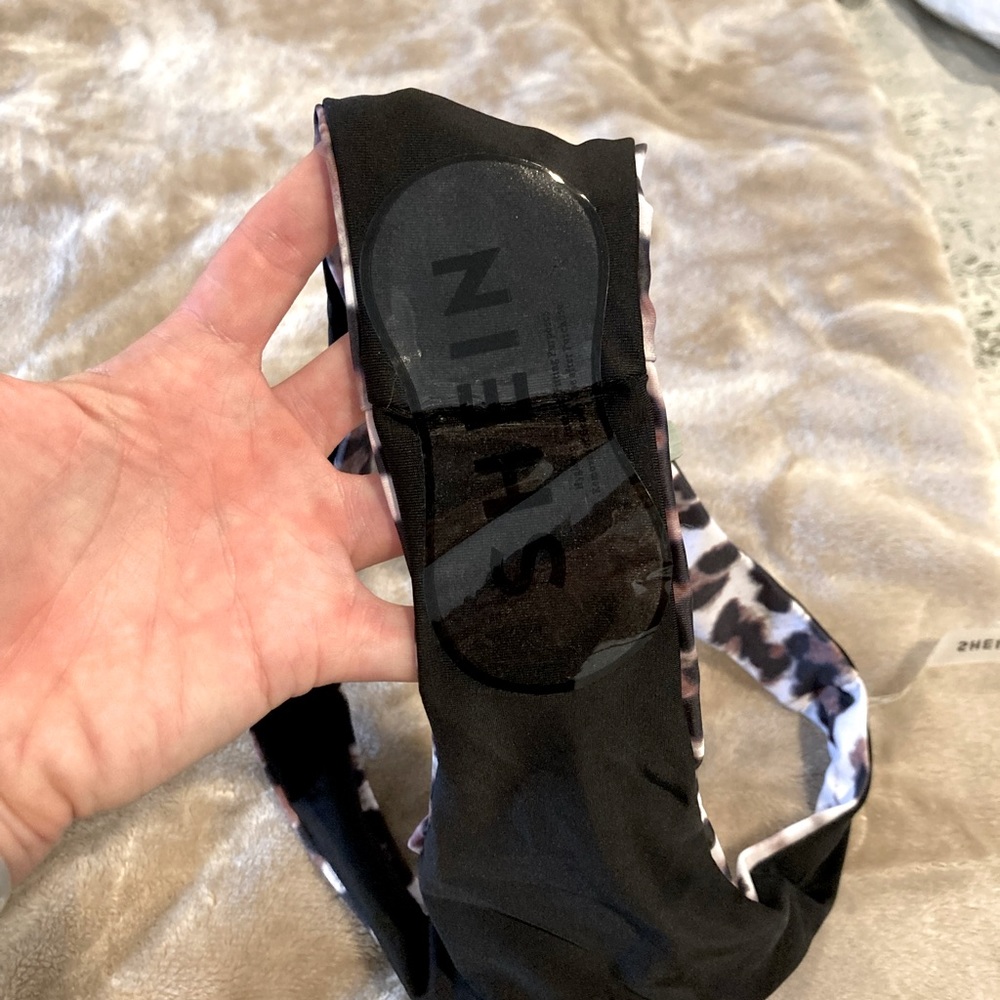 Shein leopard patterned bikini - Picture 5 of 5